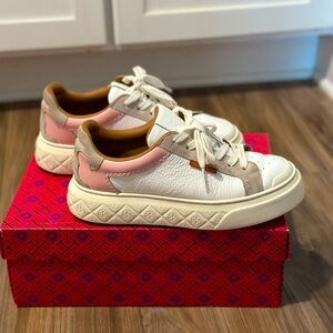 Tory Burch Ladybug Sneaker Leather White/Rosa/Calcare size 6